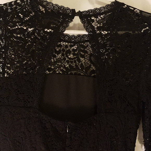 Dress - Picture 3 of 4